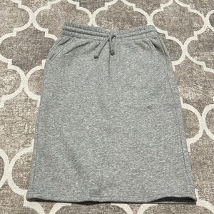 Aritzia TNA. grey sweat midi skirt